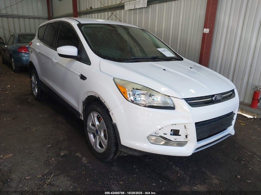 FORD ESCAPE SE