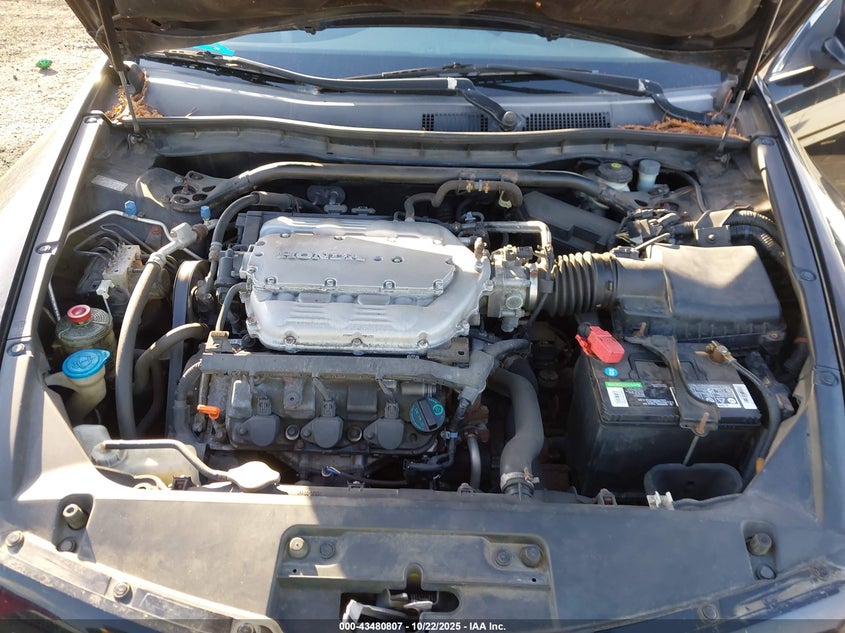 1HGCS21859A005811 2009 HONDA ACCORD photo no. 10