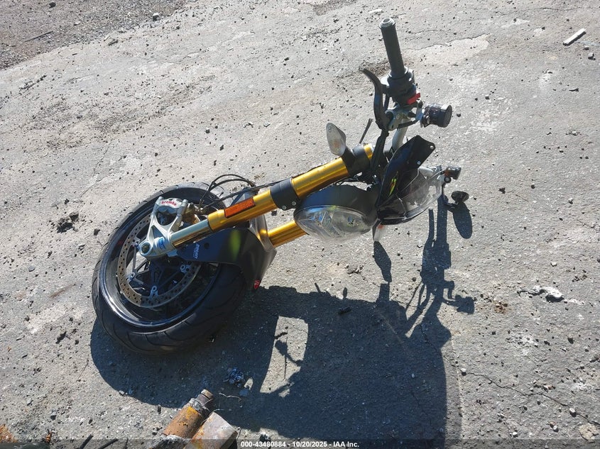 ZDMMACFW8LB025818 2020 DUCATI MONSTER photo no. 5