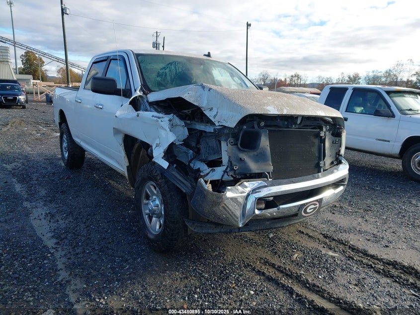 RAM 2500 SLT 4X4 6 4 BOX