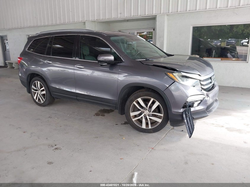 2017 HONDA PILOT TOURING - 5FNYF5H93HB011461