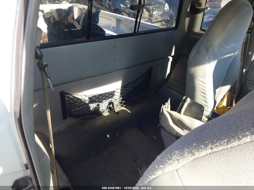 1999 Ford Ranger Xl/Xlt VIN: 1FTYR14V7XTB13831 Lot: 43481061