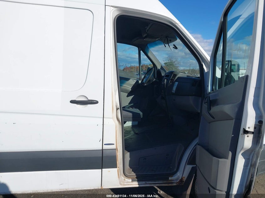 WD3PE8CB8C5684826 2012 MERCEDES-BENZ SPRINTER photo no. 5