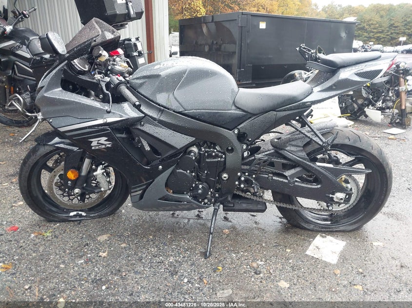 2025 Suzuki Gsx-R600 VIN: JS1GN7FA8S7101722 Lot: 43481226