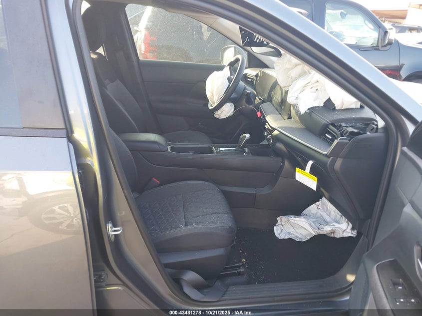 2025 NISSAN KICKS SV FWD 3N8AP6CA9SL432359