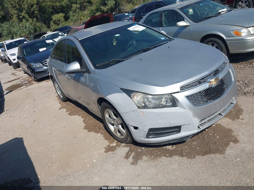 CHEVROLET CRUZE 1LT AUTO