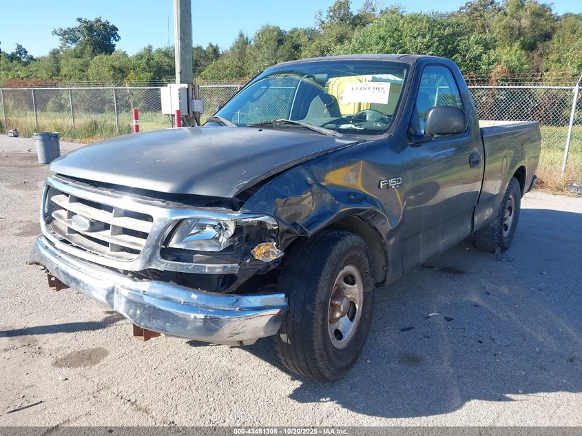 1FTRF17243NB65365 2003 FORD F-150 photo no. 2