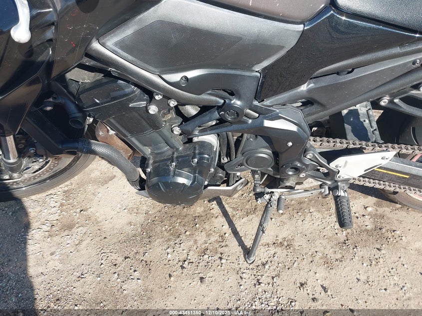 ML5ZRDF14PDA64272 2023 KAWASAKI ZR photo no. 9