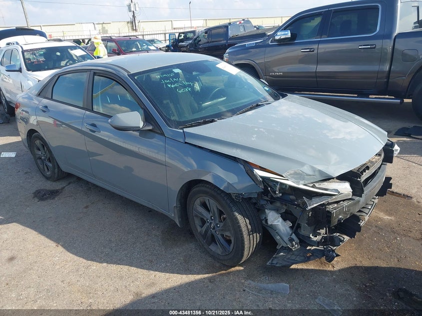 2023 HYUNDAI ELANTRA SEL - KMHLM4AG2PU376038