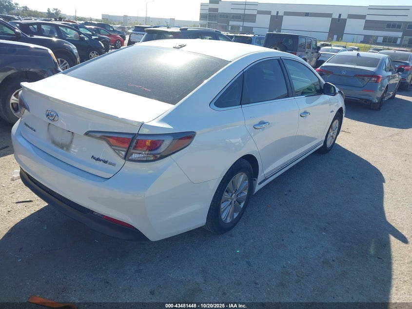 KMHE24L3XHA061323 2017 HYUNDAI SONATA photo no. 4