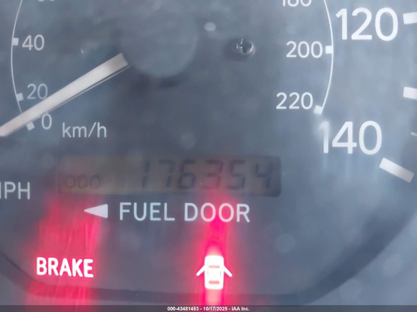 2000 Toyota Camry Le VIN: 4T1BG22K3YU707317 Lot: 43481453