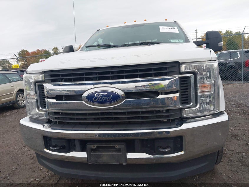 1FT8W3BT6HEE54830 2017 FORD F350 photo no. 12
