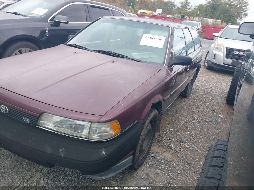 JT2VV21W0L0112333 1990 TOYOTA CAMRY photo no. 2