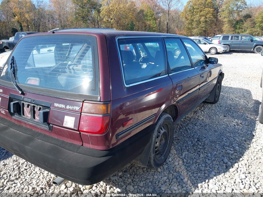 JT2VV21W0L0112333 1990 TOYOTA CAMRY photo no. 4