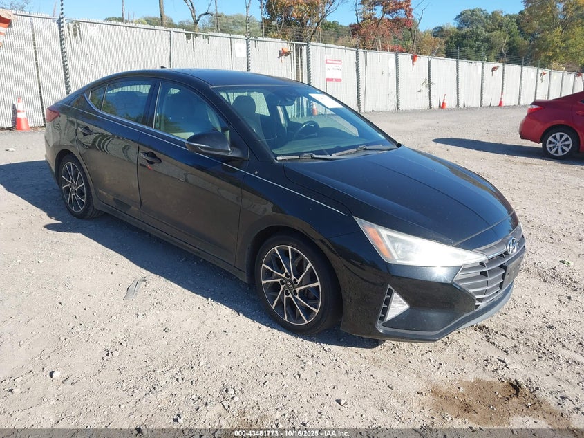 HYUNDAI ELANTRA LIMITED