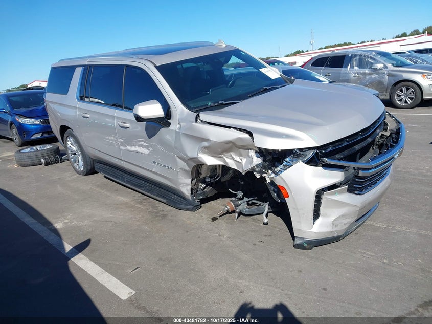 CHEVROLET SUBURBAN 4WD LT