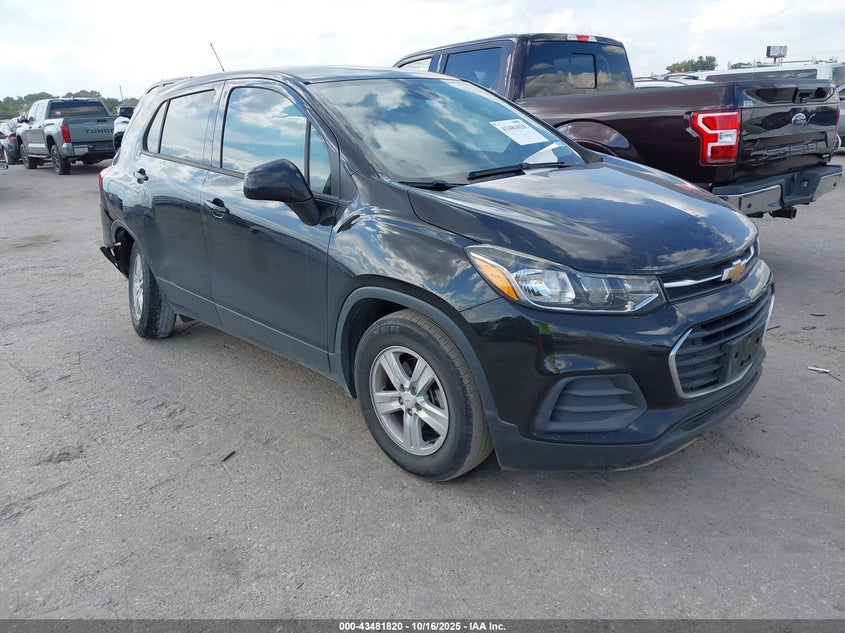 CHEVROLET TRAX FWD LS