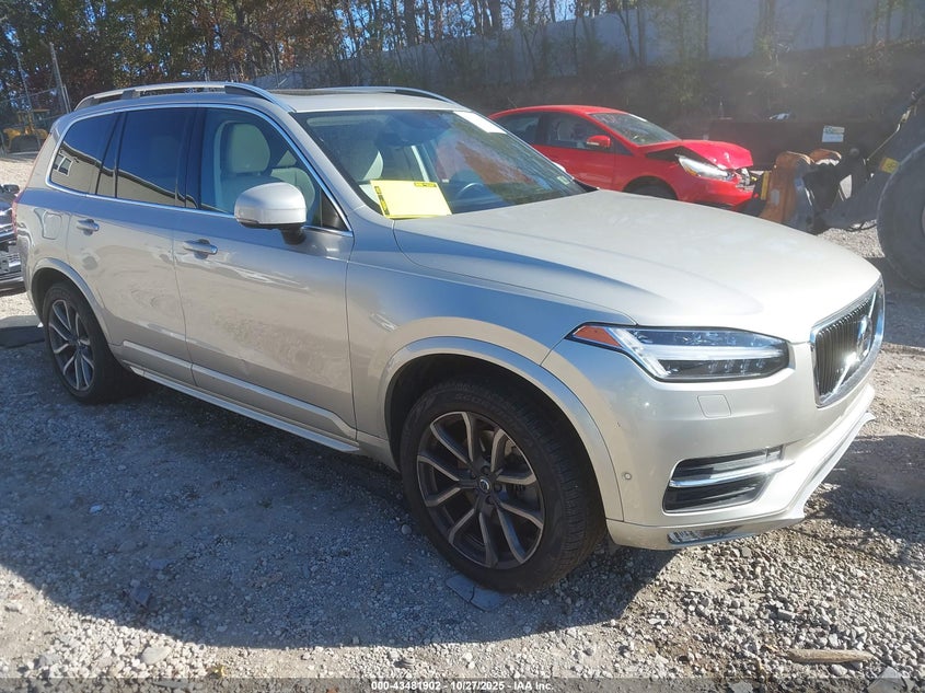 VOLVO XC90 T6 MOMENTUM