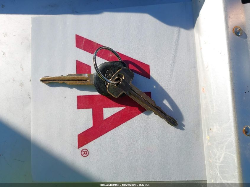 2001 Kia Sephia Ls VIN: KNAFB121715069673 Lot: 43481956