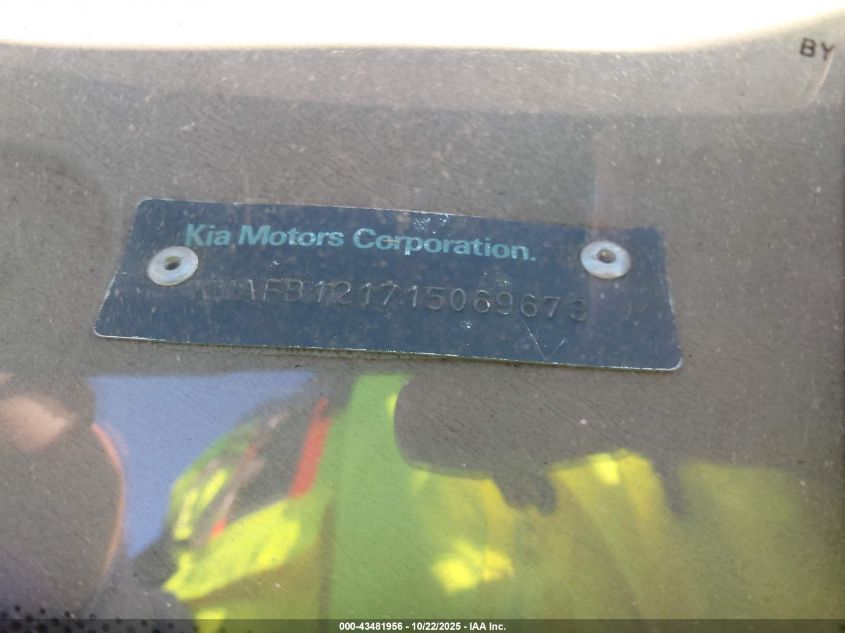 2001 Kia Sephia Ls VIN: KNAFB121715069673 Lot: 43481956