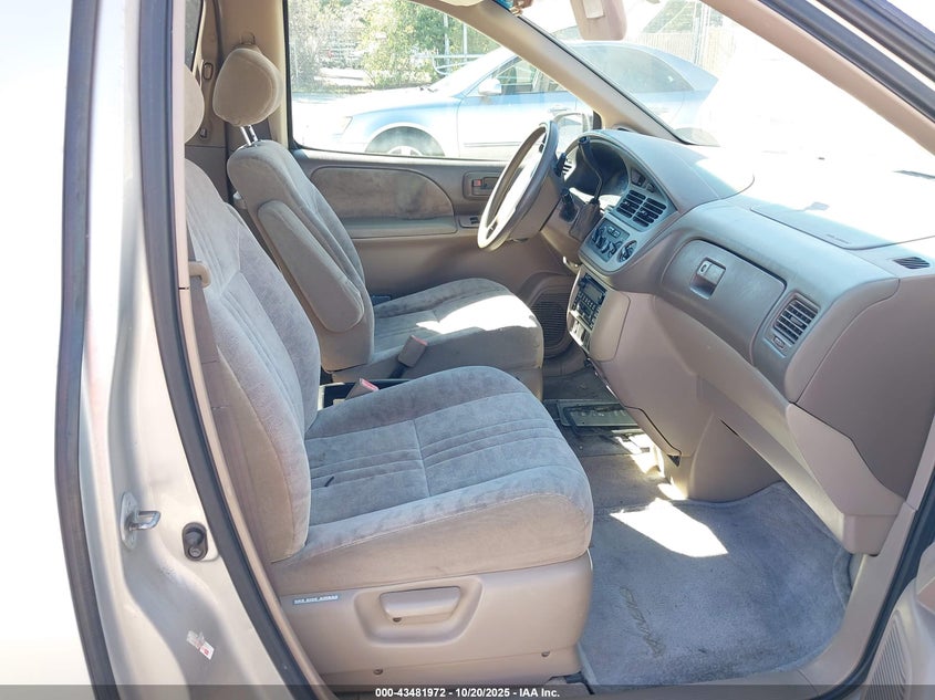 4T3ZF13C71U352362 2001 TOYOTA SIENNA photo no. 5