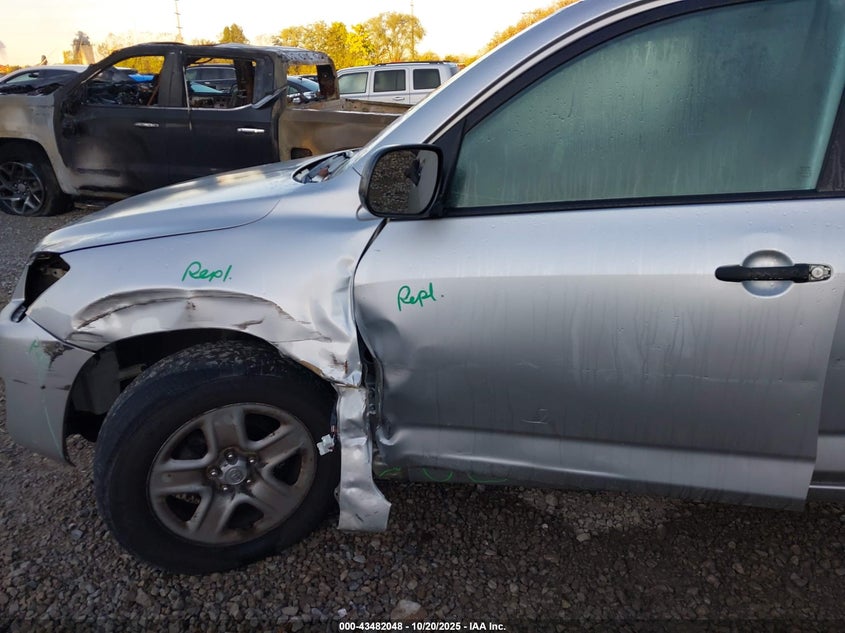 2T3BF4DV9CW260899 2012 TOYOTA RAV 4 photo no. 6