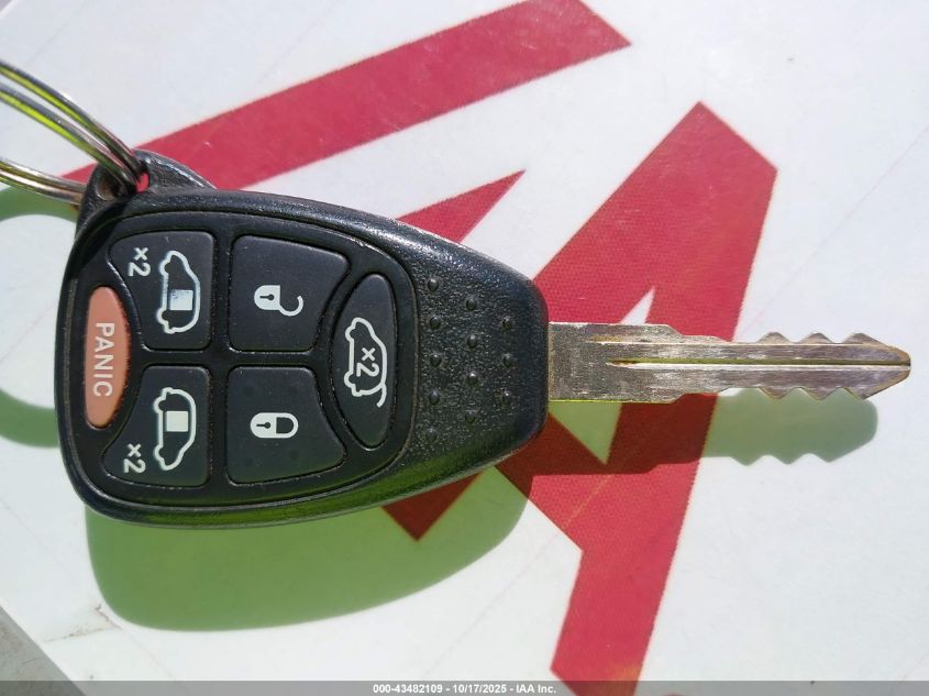 2007 Chrysler Town & Country Touring VIN: 2A4GP54LX7R134603 Lot: 43482109