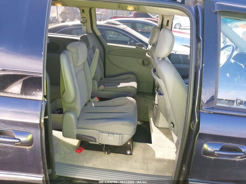 2007 Chrysler Town & Country Touring VIN: 2A4GP54LX7R134603 Lot: 43482109