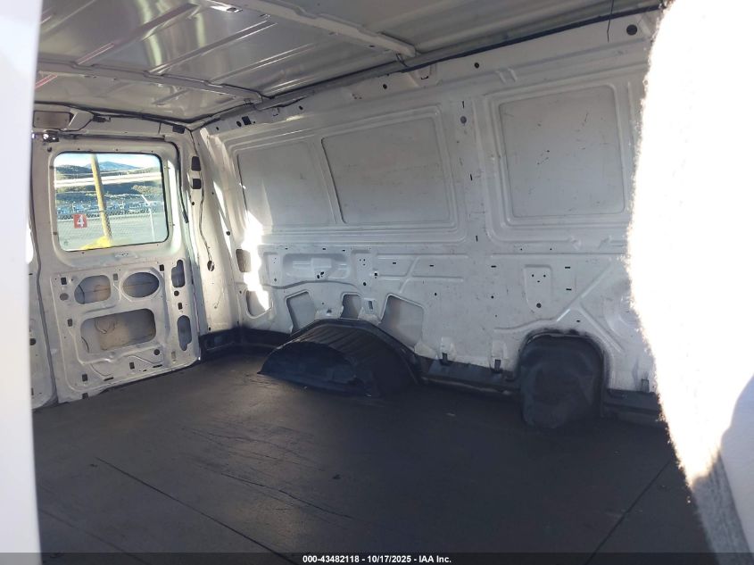 1999 Ford E-150 Commercial/Recreational VIN: 1FTRE1425XHB27543 Lot: 43482118