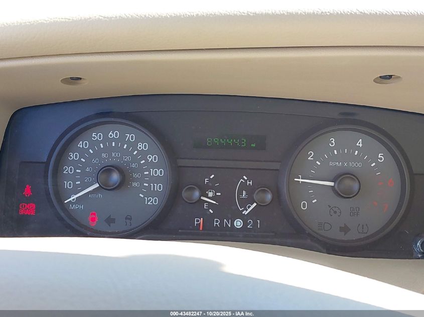 2007 Mercury Grand Marquis Gs VIN: 2MEFM74V77X605835 Lot: 43482247