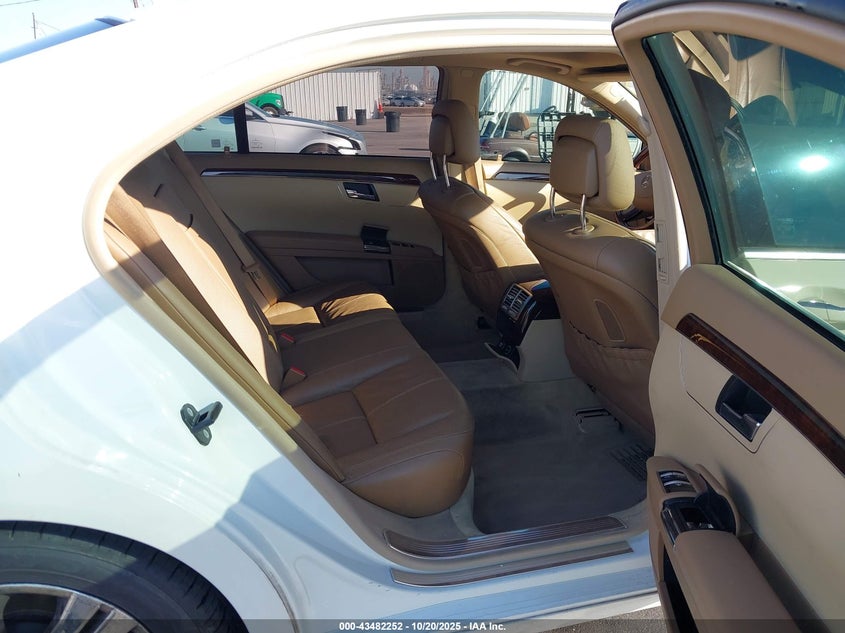 2009 Mercedes-Benz S 550 VIN: WDDNG71X99A274459 Lot: 43482252