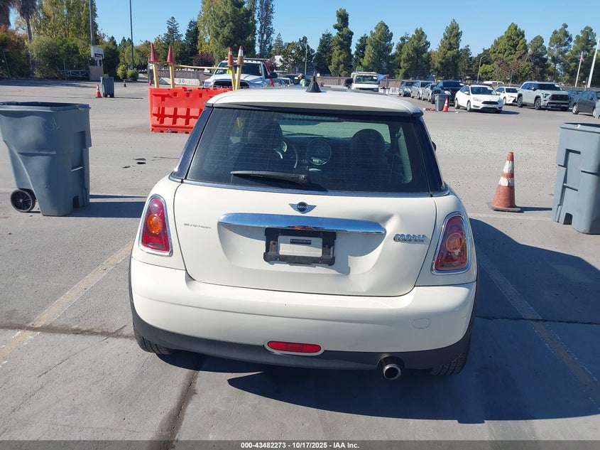 2009 Mini Cooper VIN: WMWMF33559TW77899 Lot: 43482273
