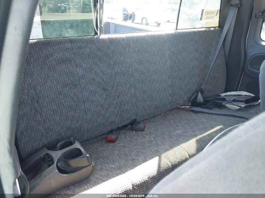 1998 Dodge Ram 2500 St VIN: 1B7KC23Z6WJ248049 Lot: 43482405