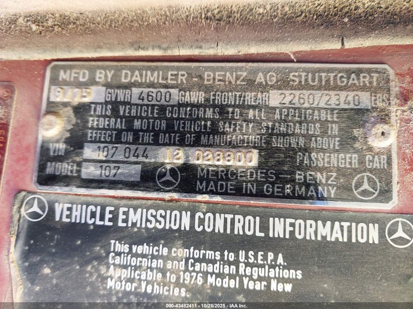 1976 Mercedes-Benz Sl-Class VIN: 10704412028800 Lot: 43482411