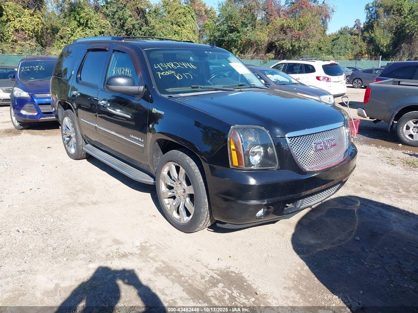 GMC YUKON DENALI