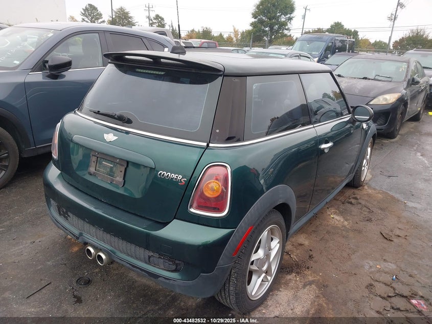WMWMF73539TW81280 2009 MINI COOPER photo no. 4