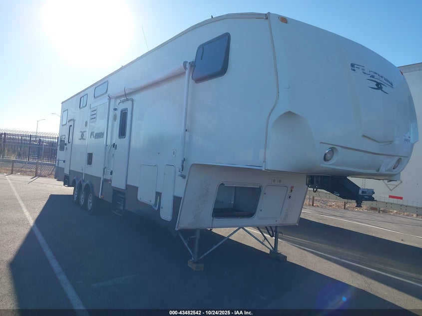 4YDF393288F810789 2008   photo no. 11