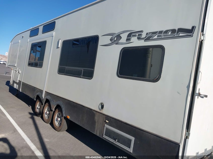 4YDF393288F810789 2008   photo no. 3