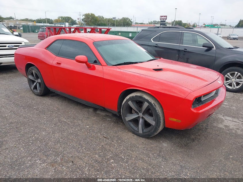 DODGE CHALLENGER SE