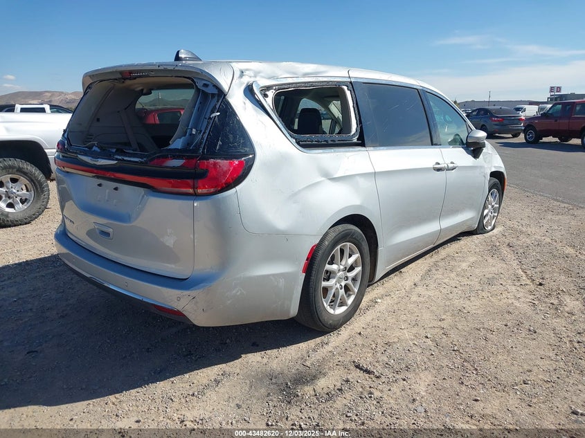 Vin: 2c4rc1bg4pr560943, lot: 43977563, chrysler pacifica touring l 20234