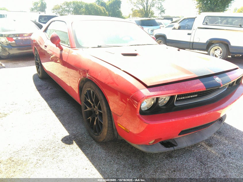 DODGE CHALLENGER SRT8