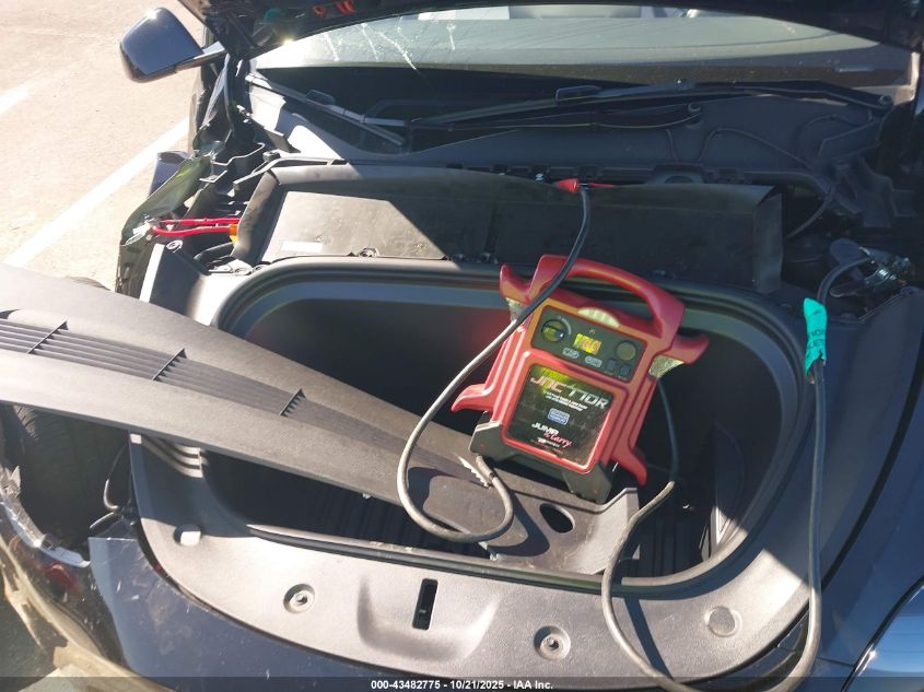 2025 Tesla Model Y Long Range Dual Motor All-Wheel Drive VIN: 7SAYGDEE3SA361091 Lot: 43482775