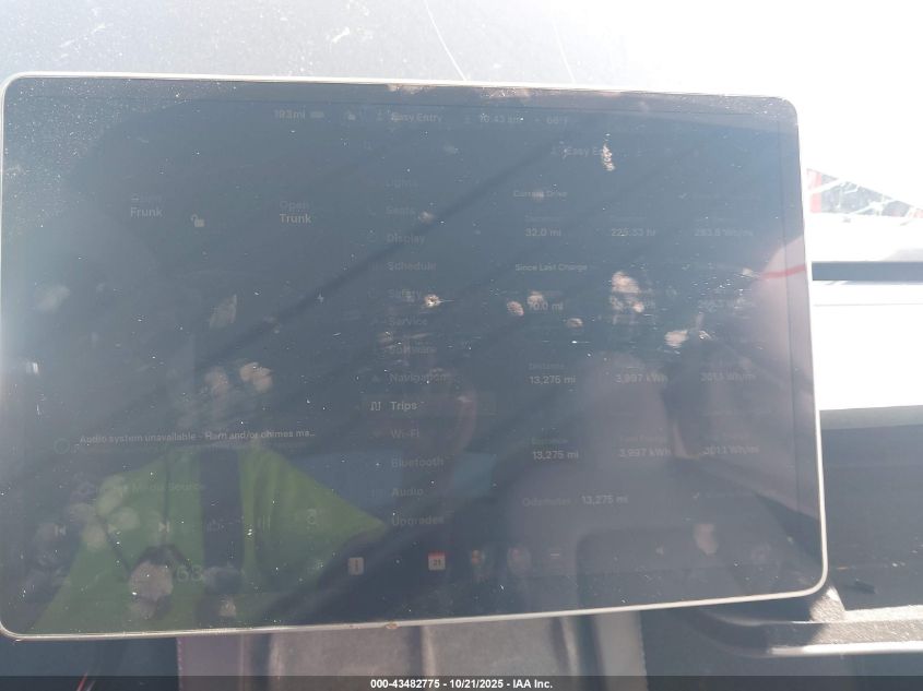 2025 Tesla Model Y Long Range Dual Motor All-Wheel Drive VIN: 7SAYGDEE3SA361091 Lot: 43482775