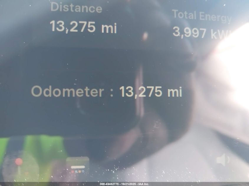 2025 Tesla Model Y Long Range Dual Motor All-Wheel Drive VIN: 7SAYGDEE3SA361091 Lot: 43482775