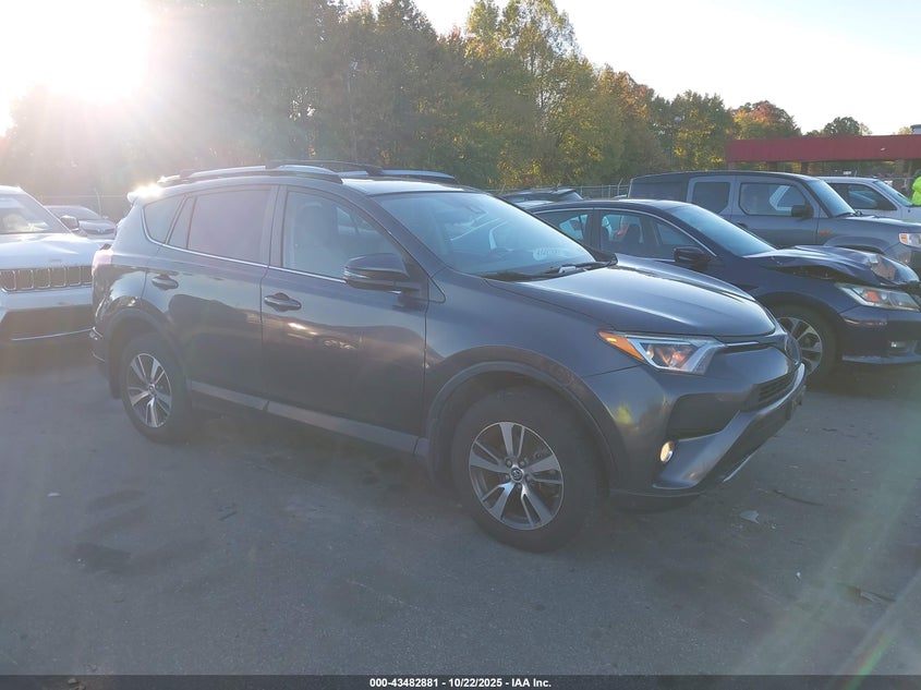 TOYOTA RAV4 XLE