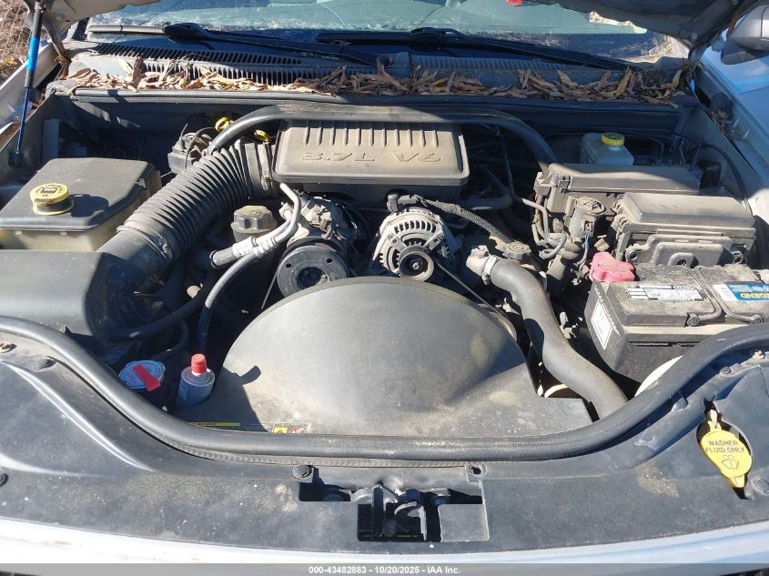 2005 Jeep Grand Cherokee Laredo VIN: 1J4GR48K05C605721 Lot: 43482883