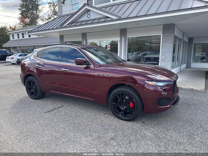 2017 MASERATI LEVANTE - ZN66AXUS6HX221843
