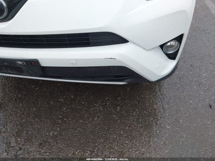 JTMRFREV8HJ120455 2017 TOYOTA RAV 4 photo no. 18