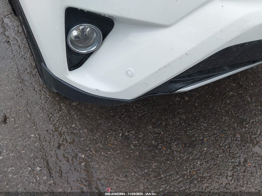 JTMRFREV8HJ120455 2017 TOYOTA RAV 4 photo no. 20