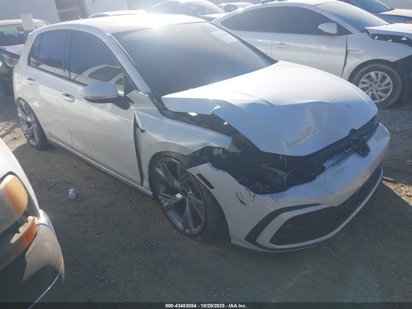 VOLKSWAGEN GOLF GTI 2.0T SE